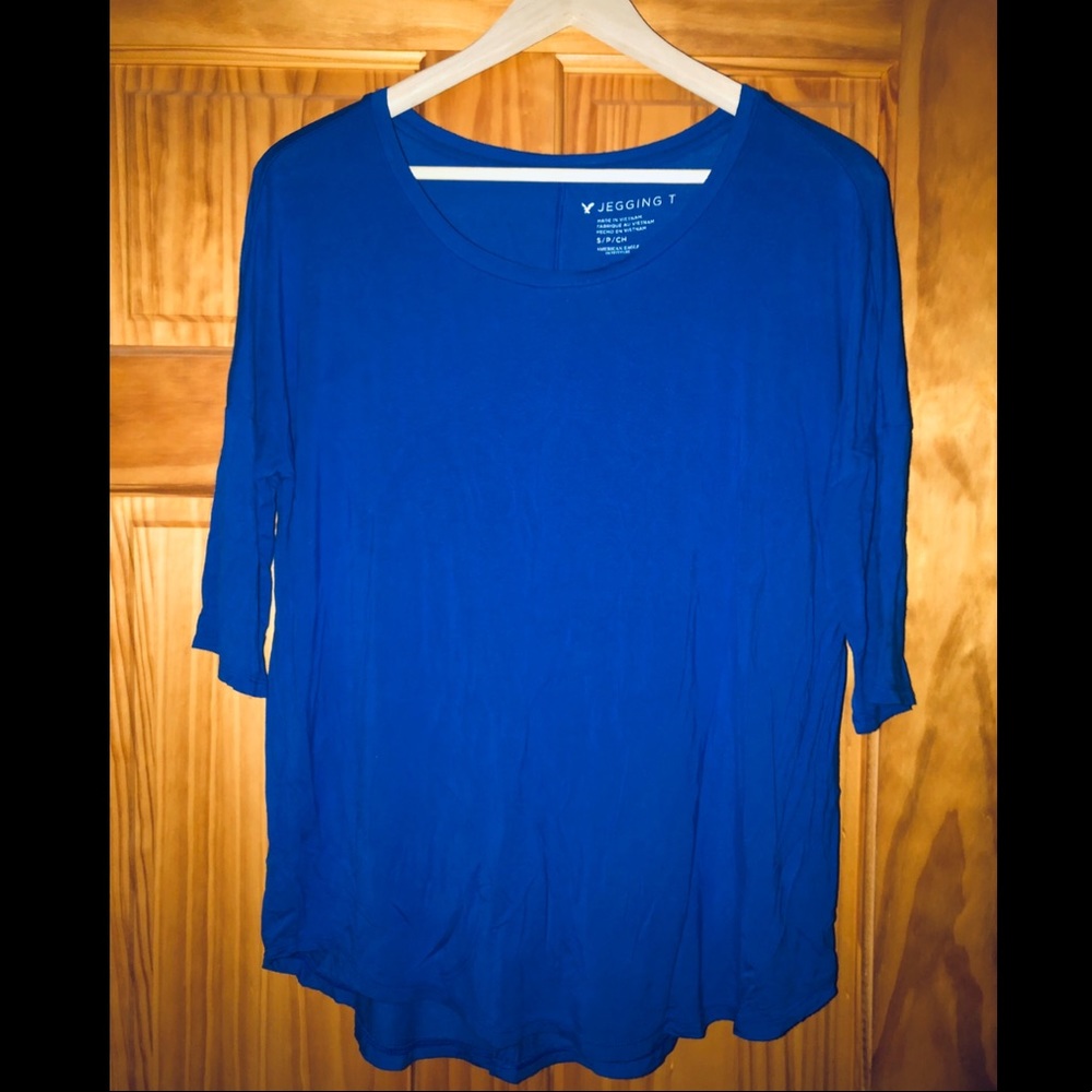 American Eagle Jegging Tee Shirt